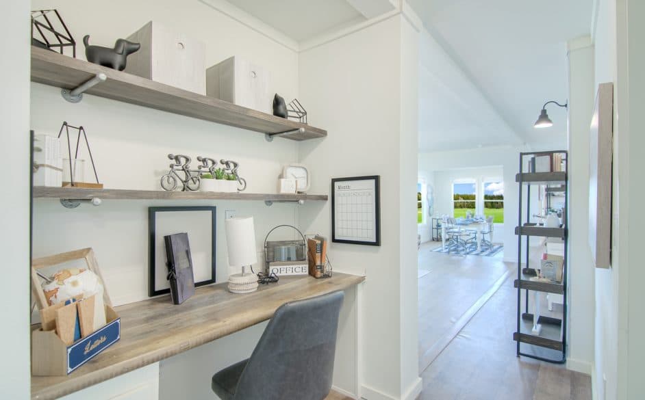 Pearl 6370 interior home features