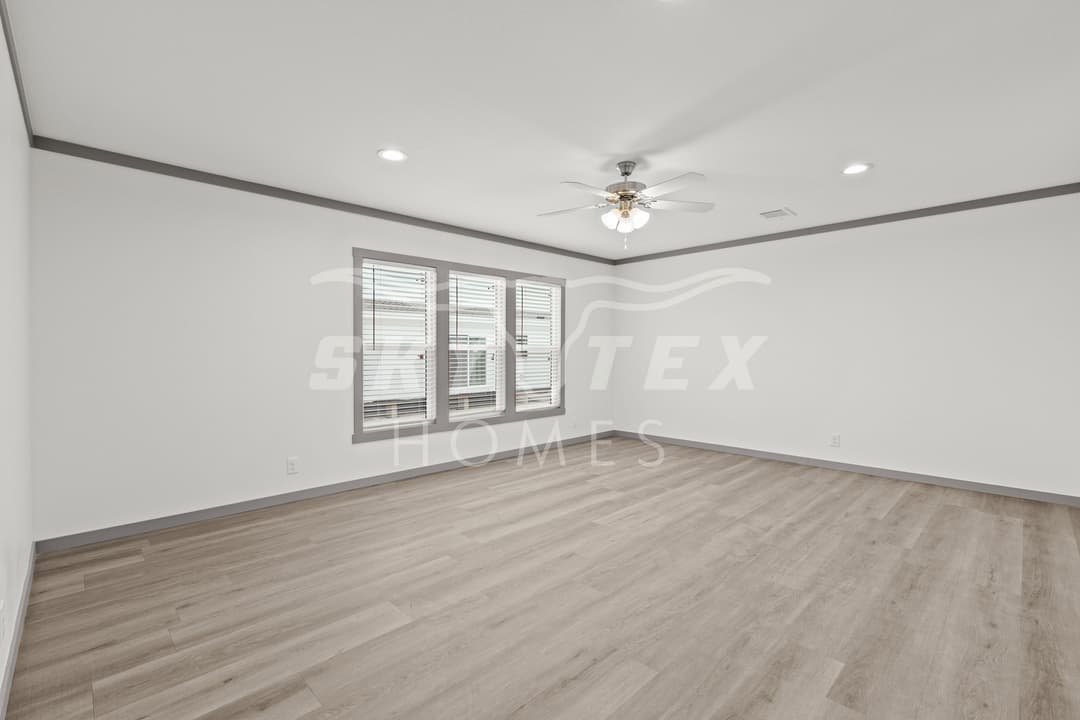 The swisher interior and bedroom home features