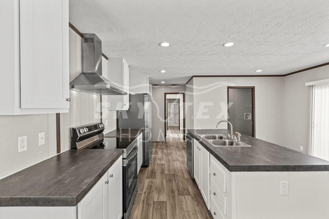 Empower interior and kitchen home features