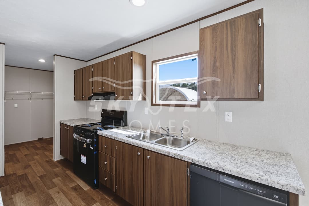 Redwood interior and kitchen home features
