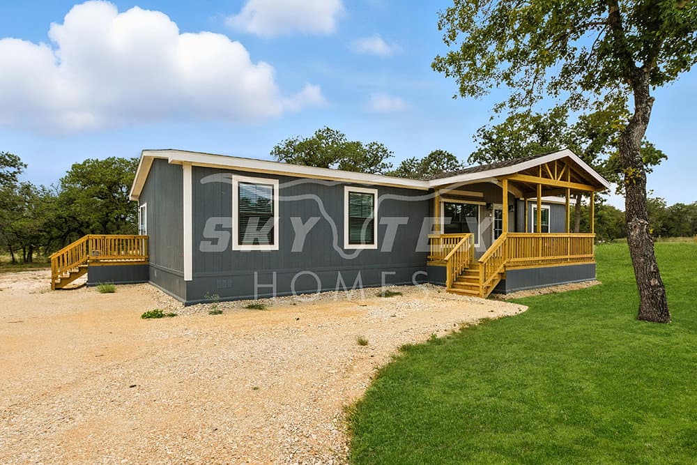 Emilie elite exterior and hero home features