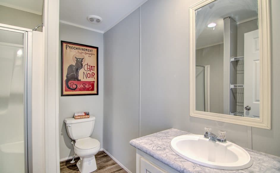 Park place 302 bathroom home features