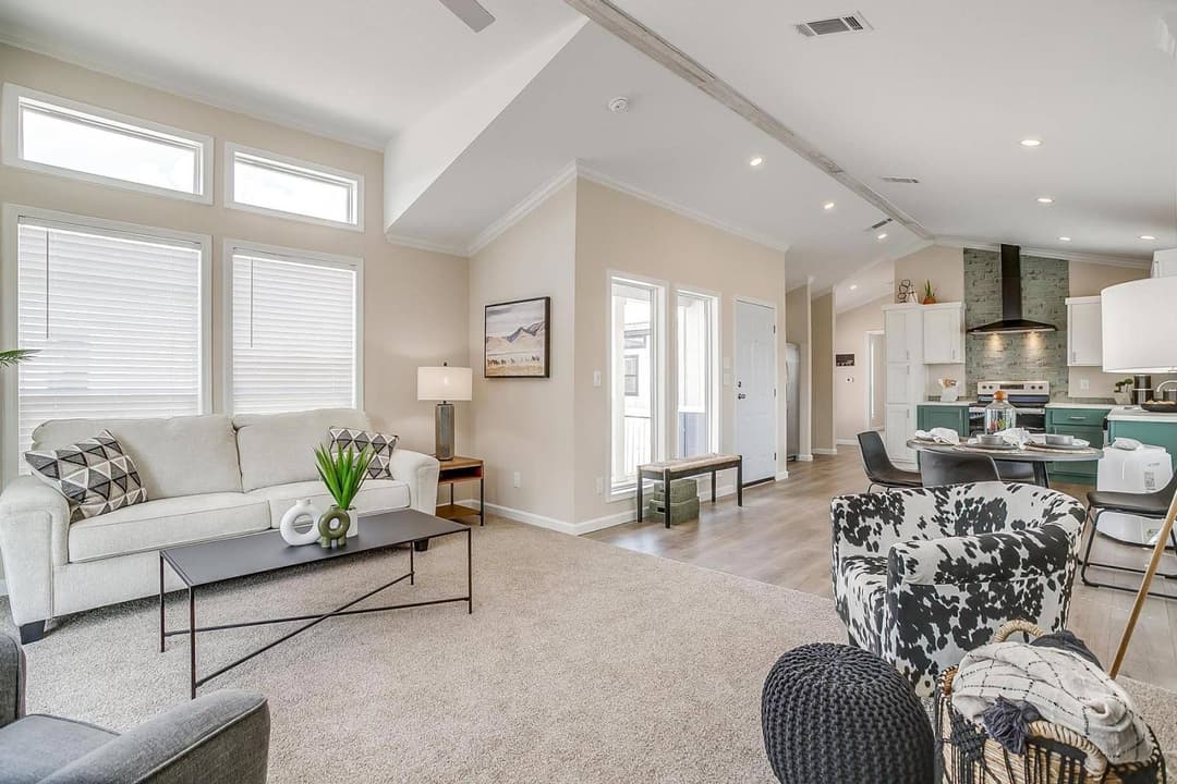 Innovation 1856h interior home features