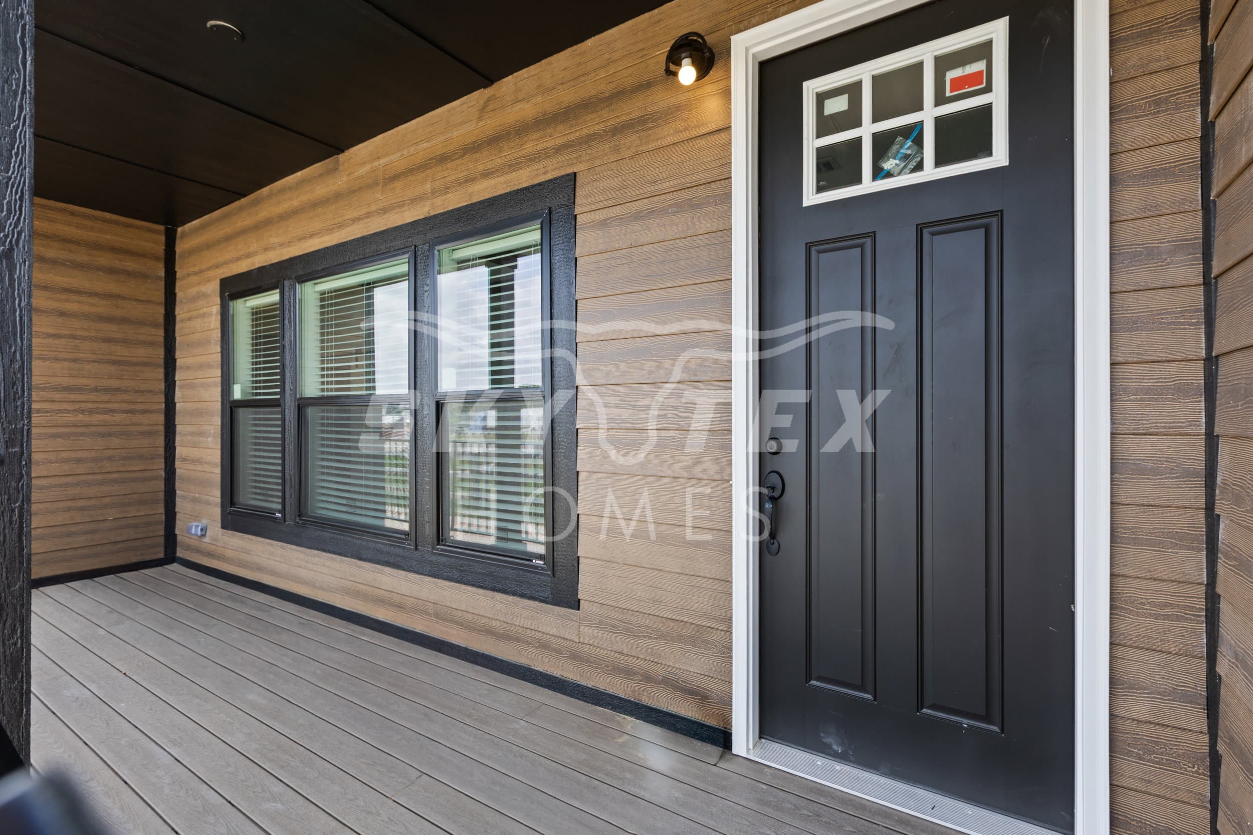 Forge exterior home features