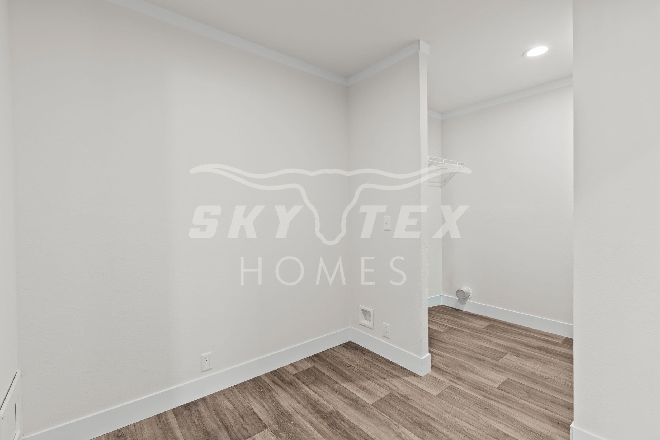 132 syrah st., la vernia - 1.05 acres interior home features