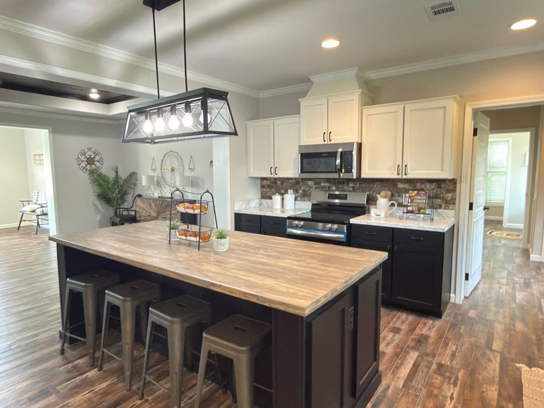 Woodside kitchen home features