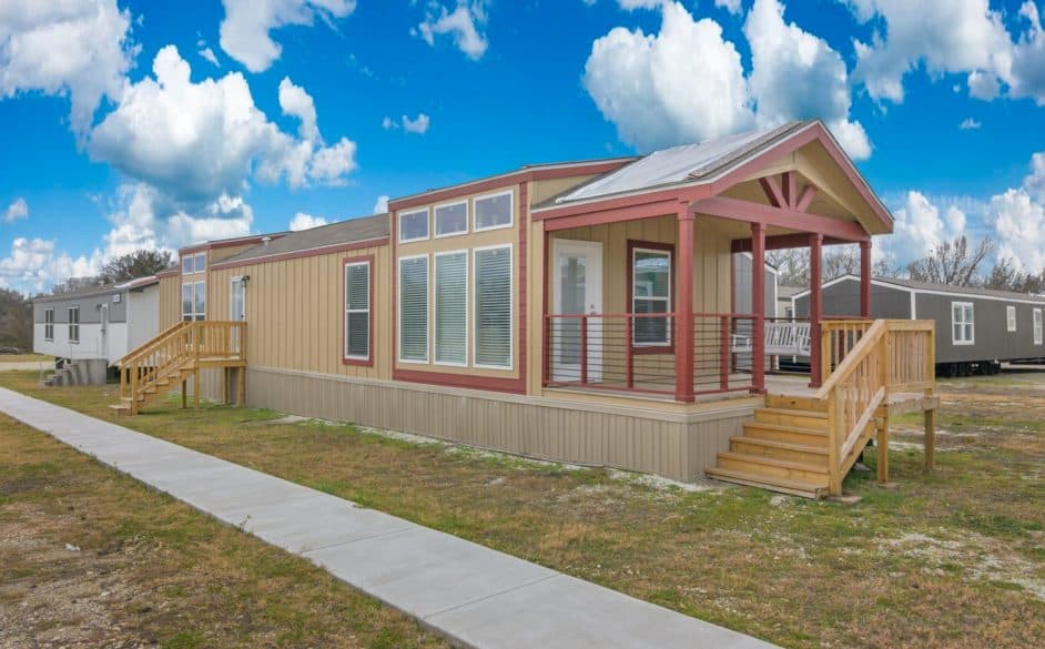 Robin d60ep8 elevation and exterior home features