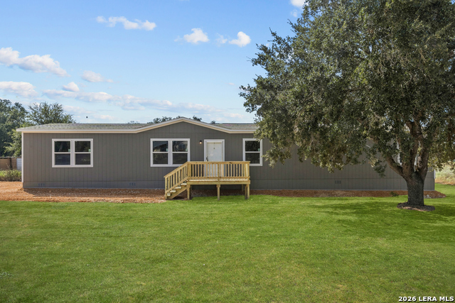 136 Parkview, Floresville — Creekwood, Floresville photo 2
