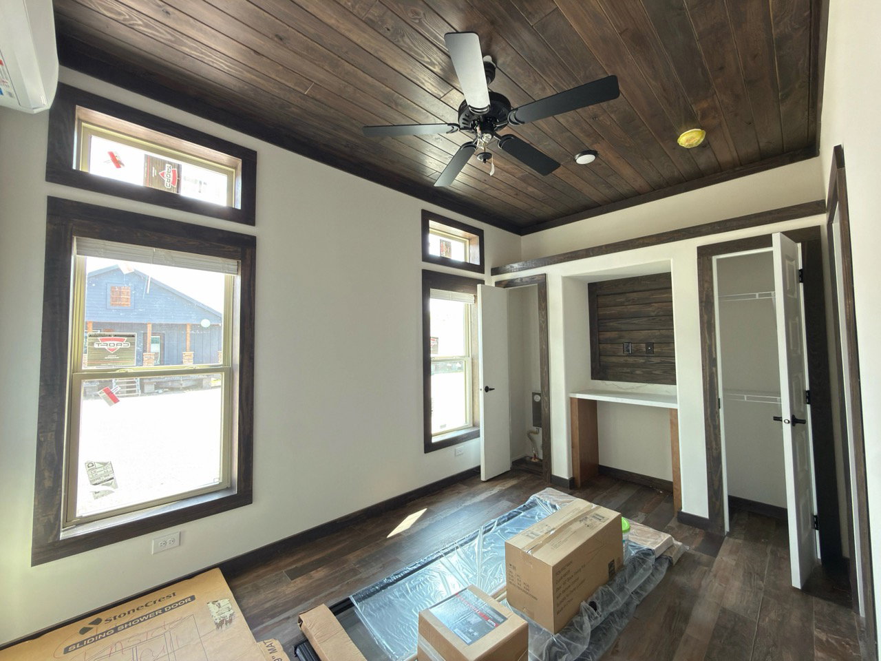 Cozy Cabin 2 photo 6