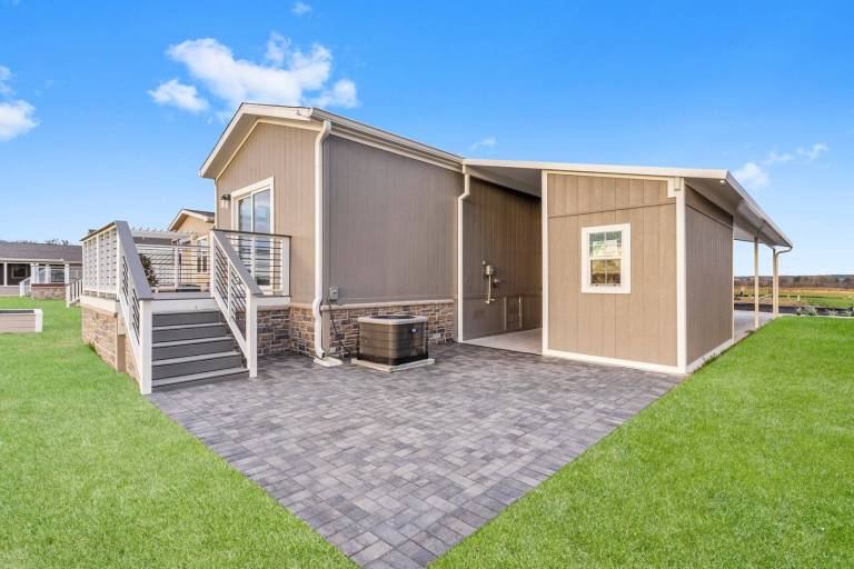 Innovation 1668H single wide manufactured home