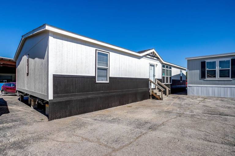 NM3260F double wide manufactured home