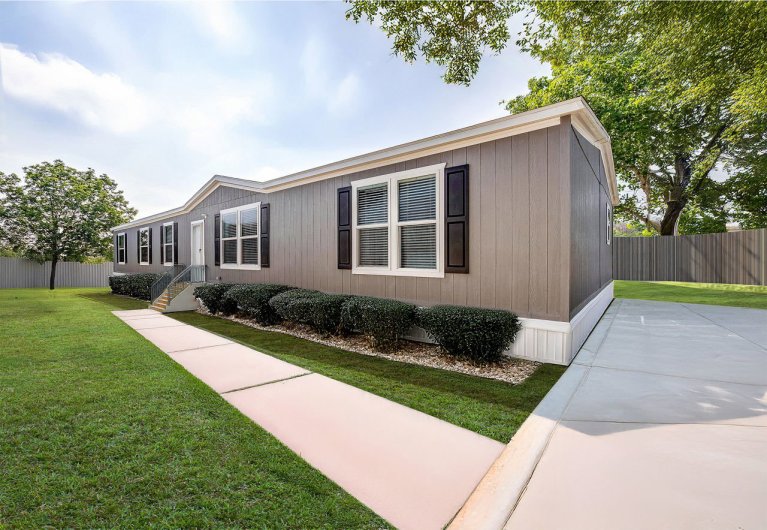 Prime Taylor 135 double wide manufactured home