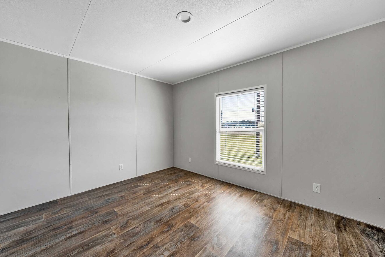ValuHomes 14663P photo 3